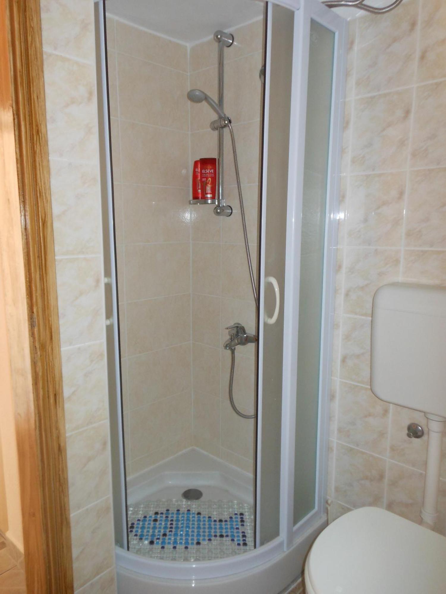 Lorena Rooms Risan Rom bilde