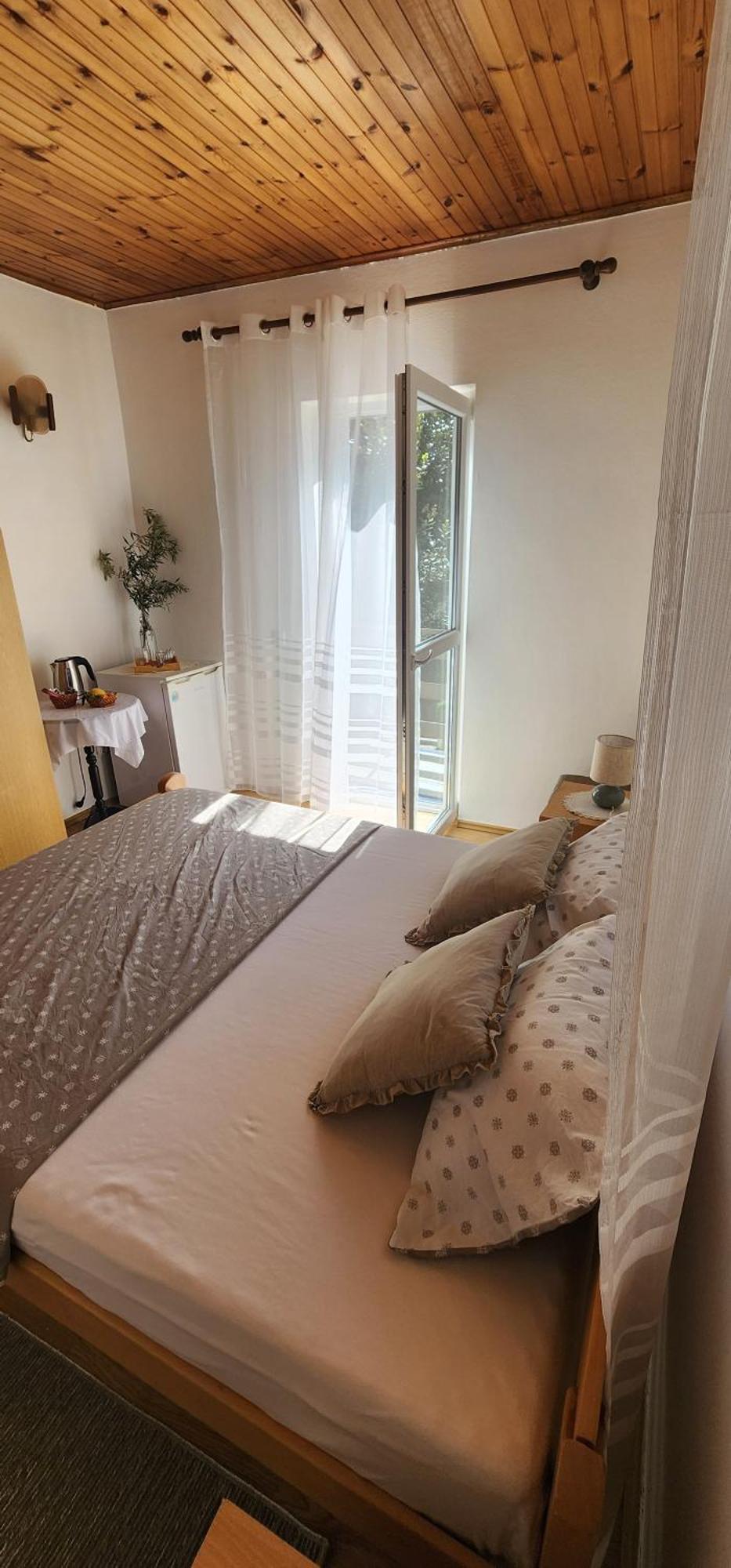 Lorena Rooms Risan Eksteriør bilde